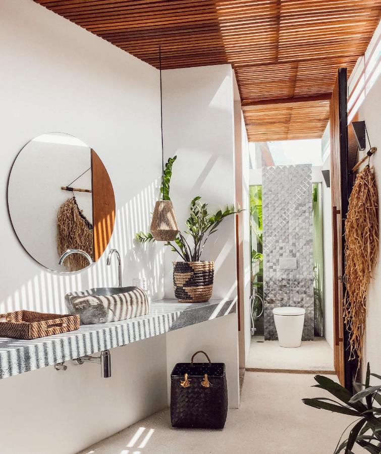 Beyond Bespoke Villas Seminyak Eksteriør billede